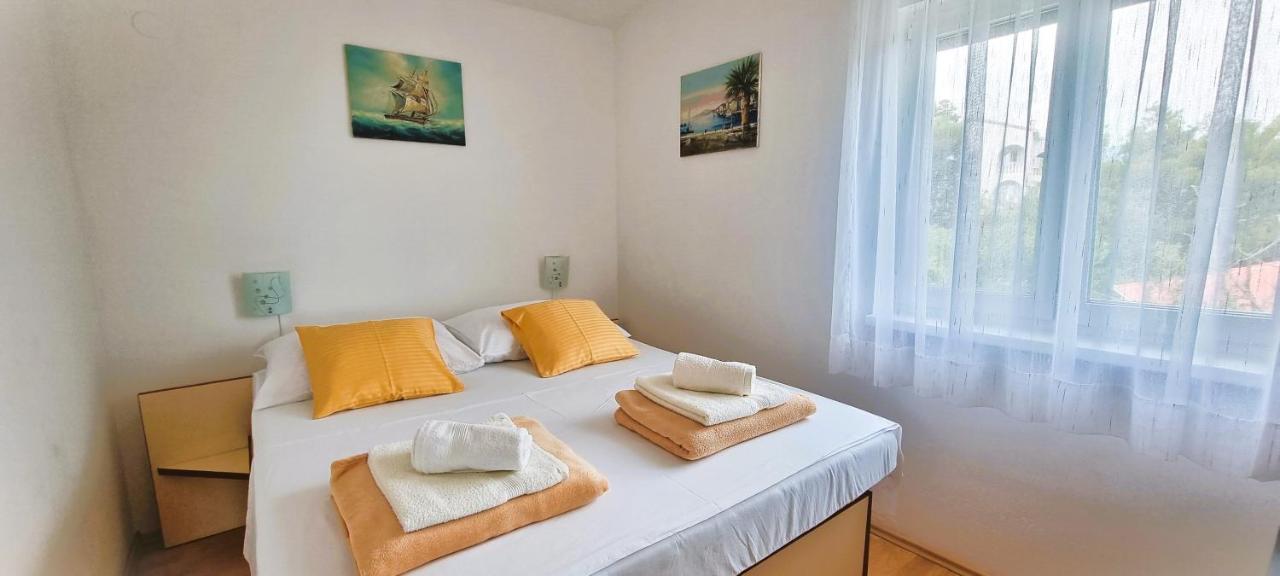 Apartments Anica Beber Borovići Eksteriør billede